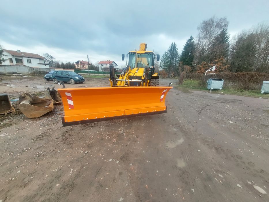 Услуги с комбиниран багер и самосал