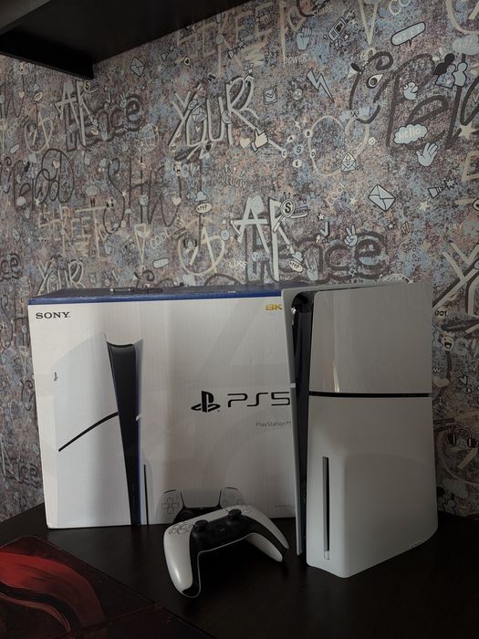 Ps 5 slim с дисководом, полный комплект.