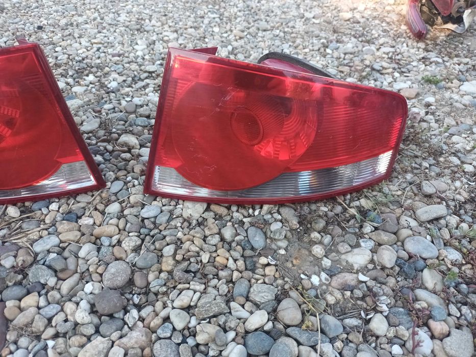 ляв и десен външен стоп за сеат алтеа хл SEAT ALTEA XL