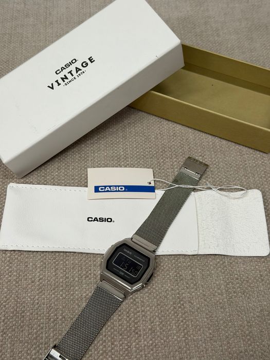 Продам Casio A1000