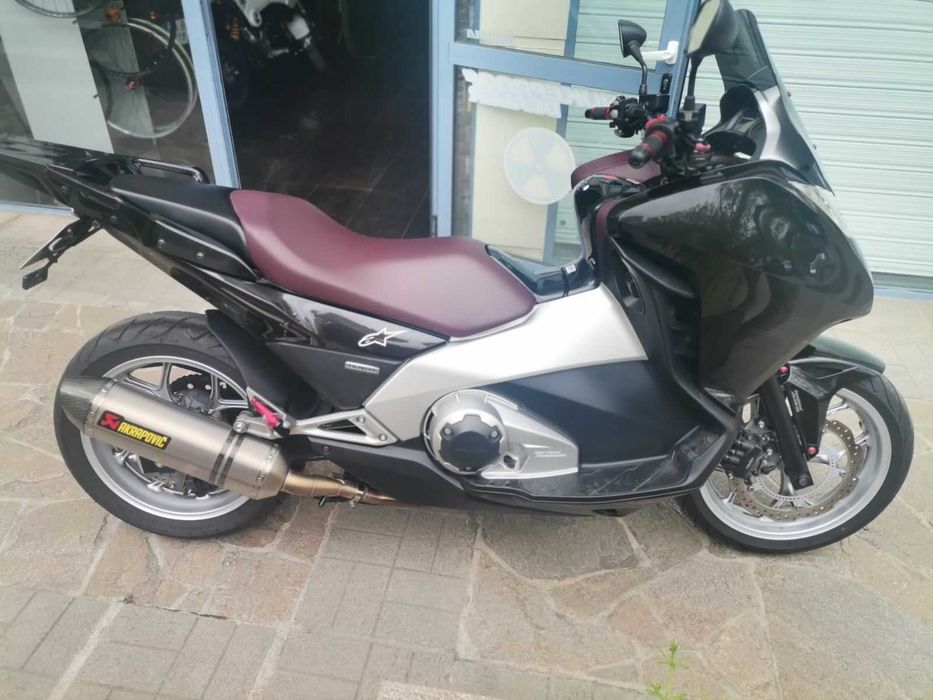 Honda Integra NC 700 D
