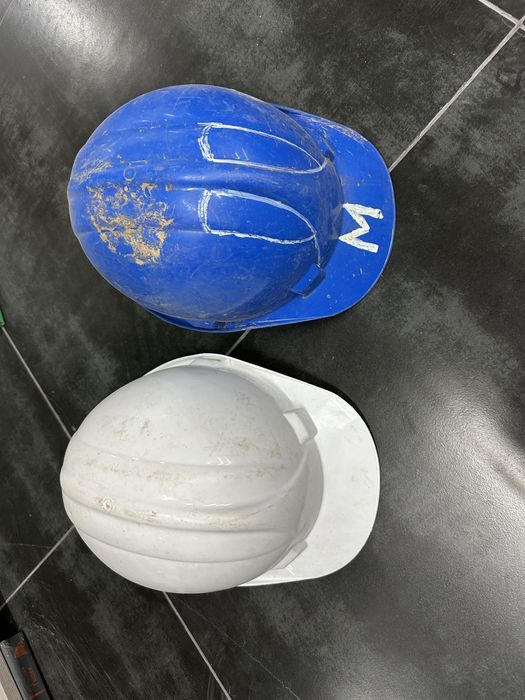 Каска шлем для строителей