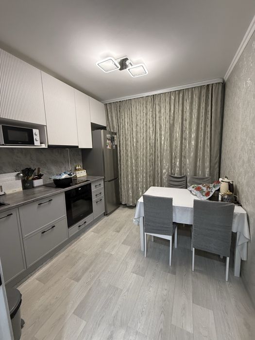 Продается 2-комнатная квартира