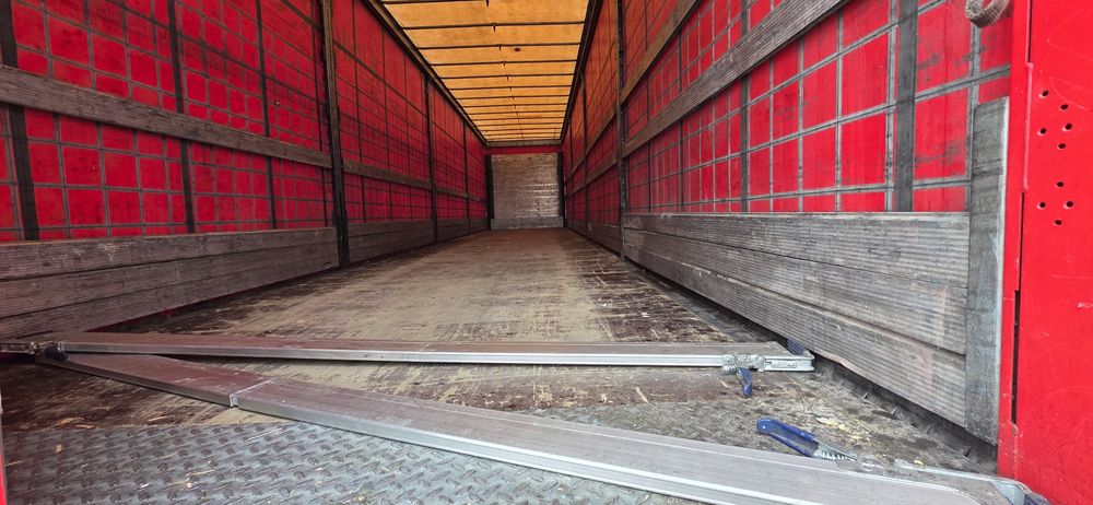 Vând,schimb semiremorca SCHIMTZ