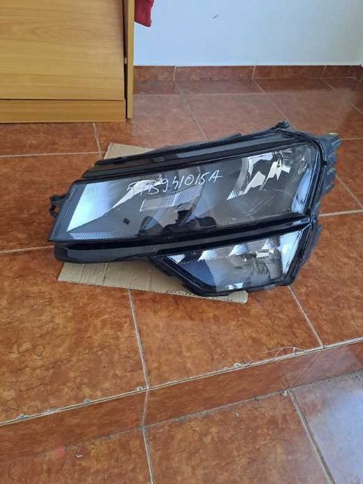 Far stanga Skoda Karoq halogen original Europa cod 57B941015A