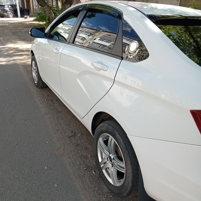 Продам лада веста, срочно