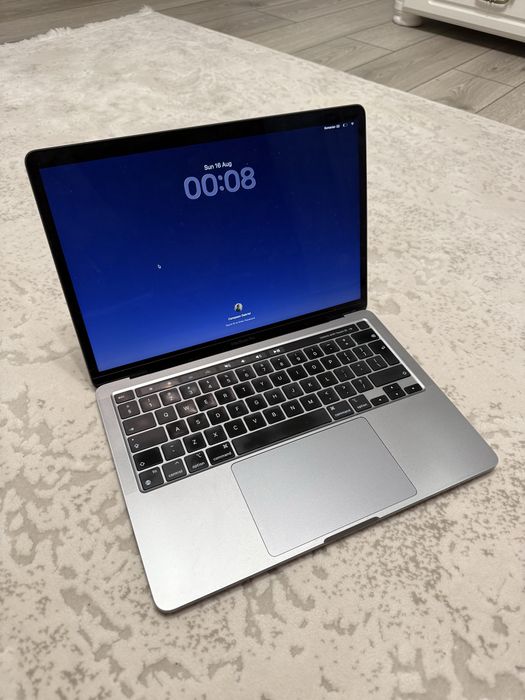 Macbook Pro M1, 13 inch - touch bar