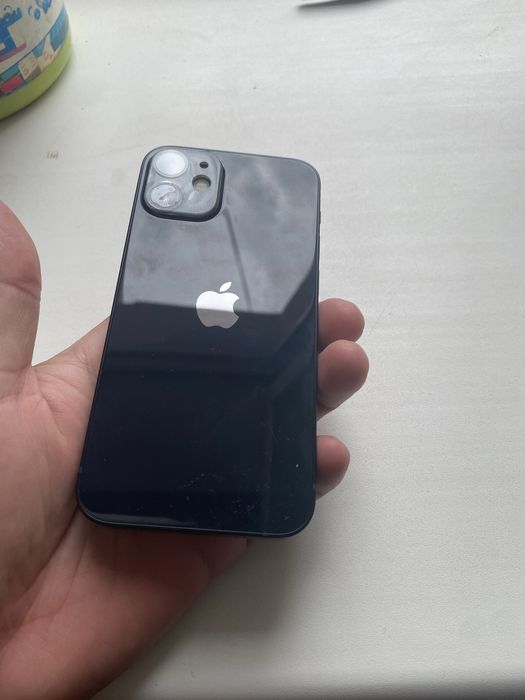 Продам Iphone 12 mini