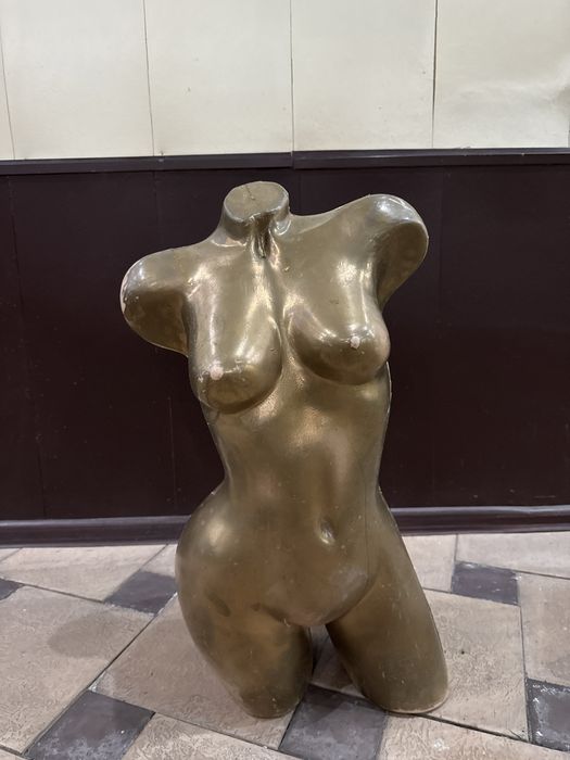 Женский манекен