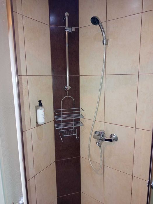 Дава се под наем Тристаен апартамент в Казанлък - 95 кв.м за 388.62 € - Снимка #7