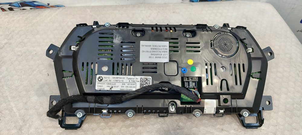 CEASURI BORD / CEAS KILOMETRAJ LED BMW 1 SERIES F40 2020 / 2019–2024 / COD OEM 5A0BF64-02 / 8709764 (5E2)