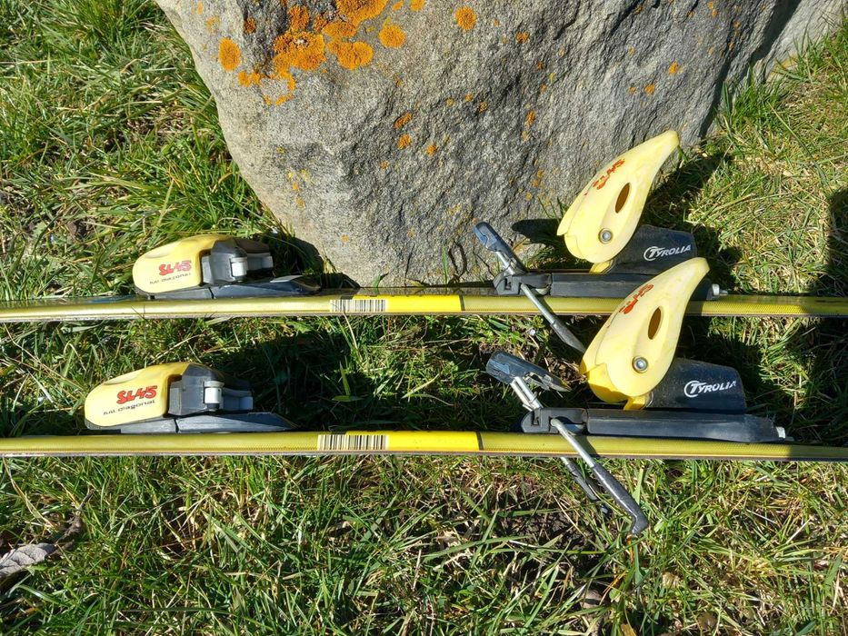Set complet schiuri Fisher, clapari Head, bete Wedze, casca Wedze