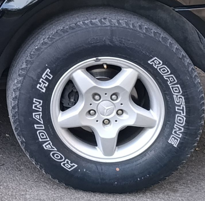 Продам резину на машину