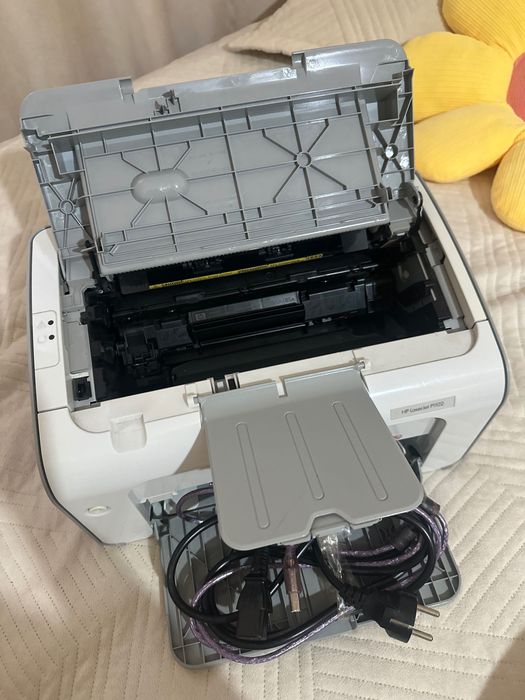 HP LaserJet P1102 — лазерный принтер