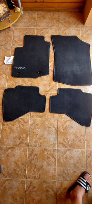 Covorașe și oglinda auto Toyota Aygo 2020