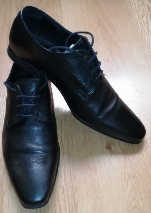 Pantofi negri din piele