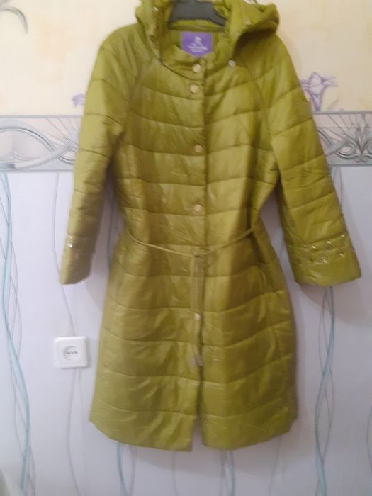 Пуховики женские