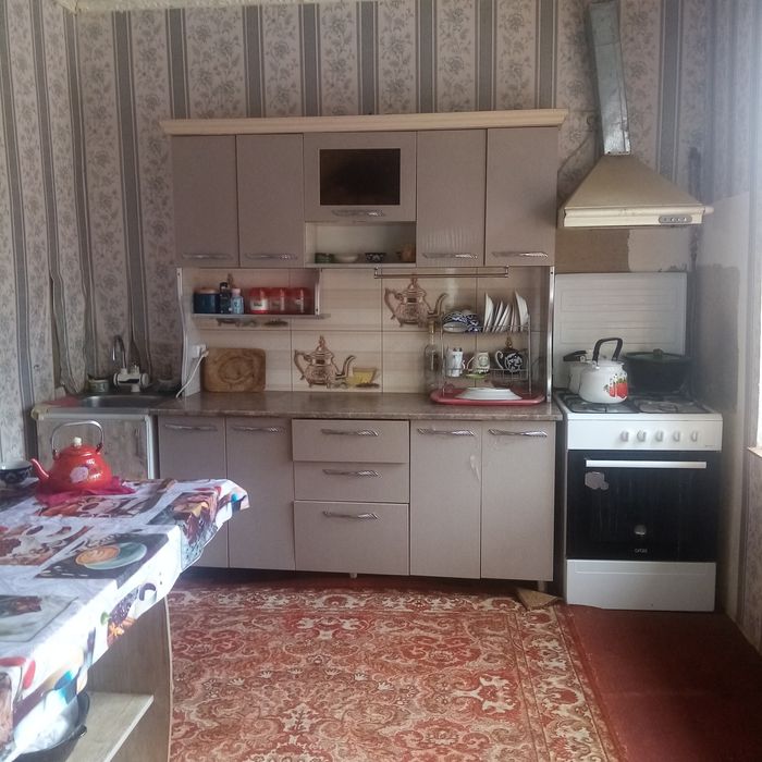 Uy sotiladi    9 sotiq