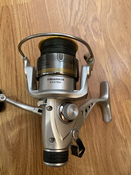 Salmo diamond 5 baitfeeder катушка
