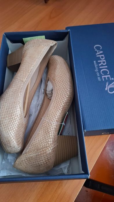 Туфли фирмы Caprice