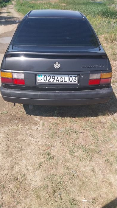 Фольксваген б3. седан