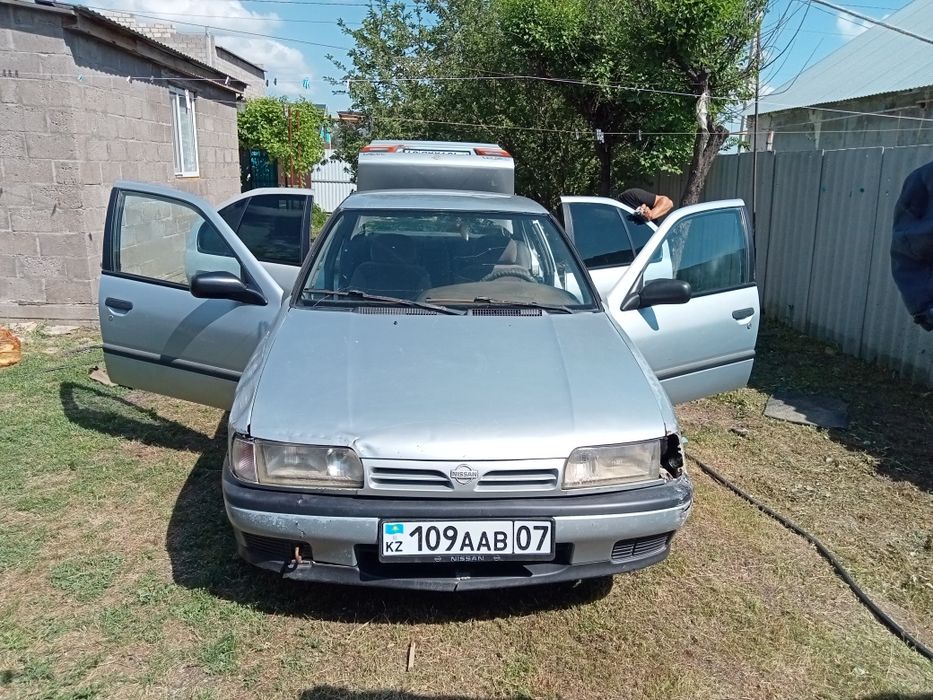 Срочно продам машину Ниссан примера