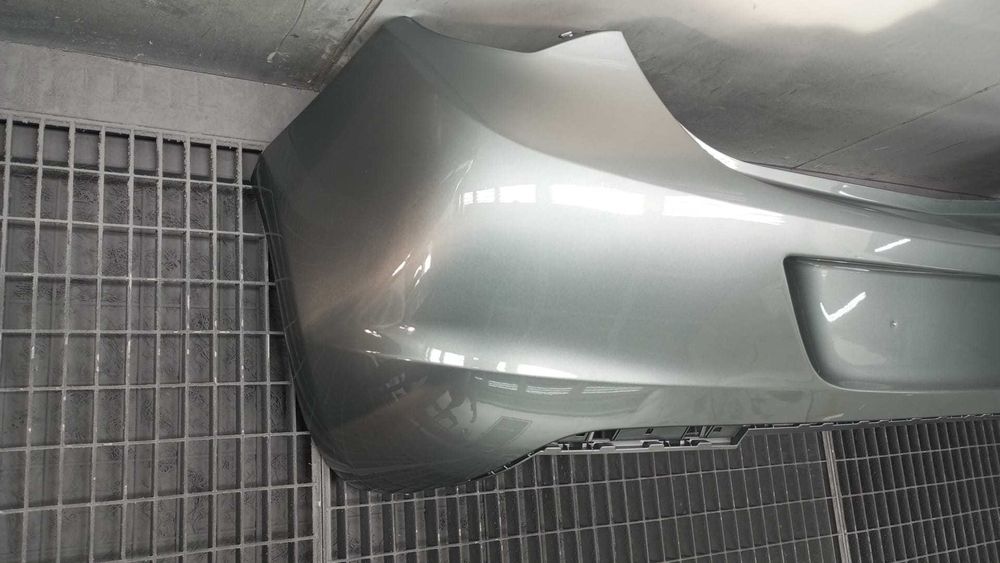 Bara Spate Opel Astra J 2009-2012 (Z179 (Gri))