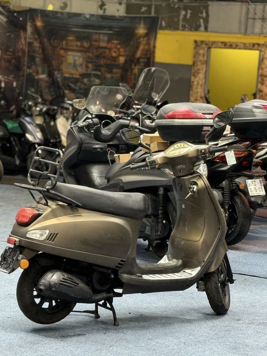 Vespa AGM 25km/h 49cc fara permis