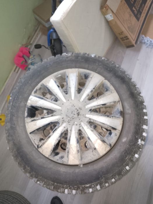 Продам Зимние Шины