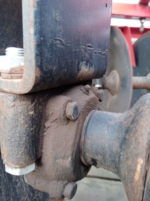 VÎND disc nou ne folosit cu lățimea de lucru de 1.5 m