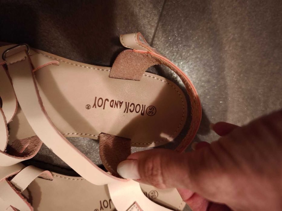 Детски сандали за момиче