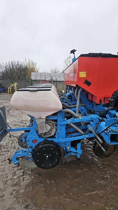 Semanatoare plante prasitoare