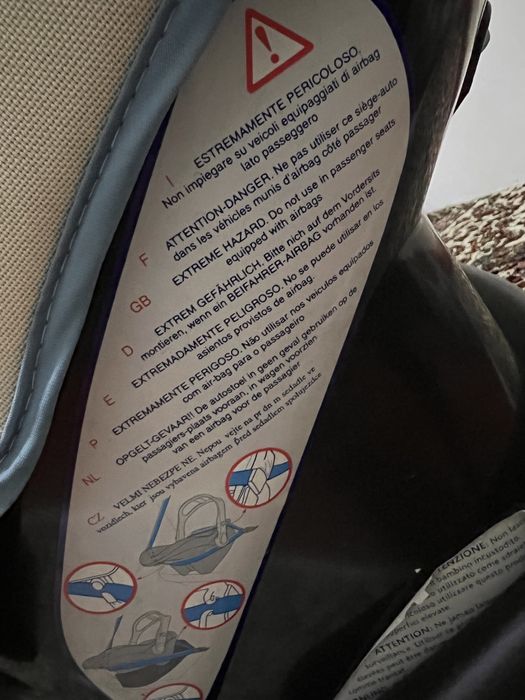 Продам десткое автокресло