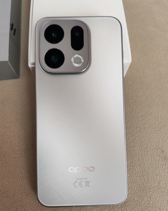 Oppo Find X9 512gb + Incarcator 80W + Husa