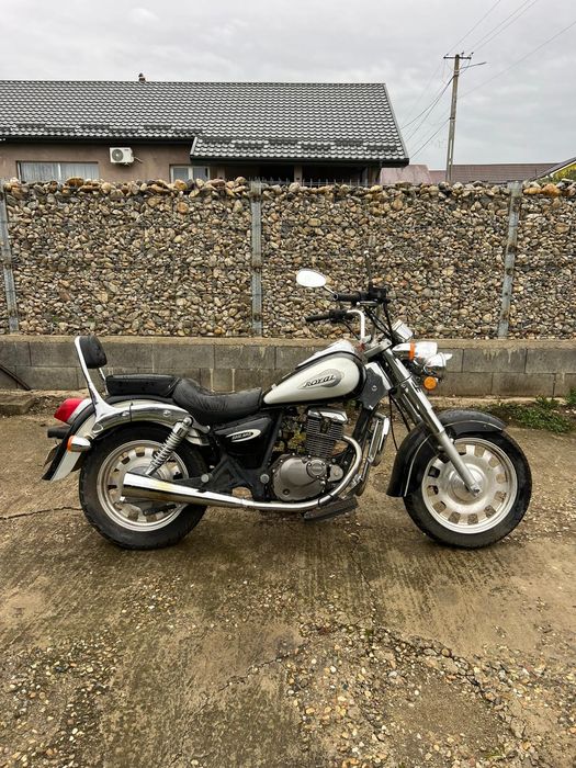 Motocicletă Qingqi 200 cm³, 2006, 2.800 km reali – 5.800 lei