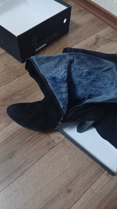 Женские сапоги 39 размер