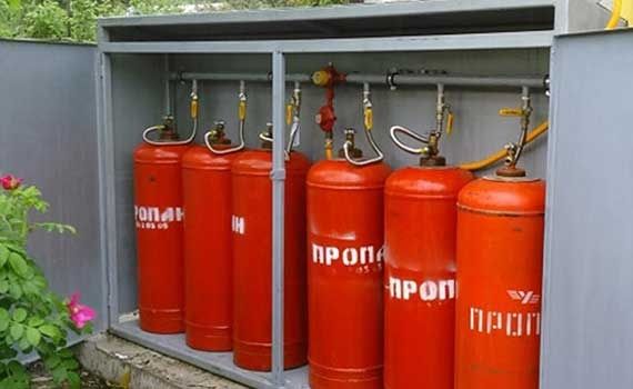 Шкафы для пропановых баллонов с пропан баллонами. Для кафе ресторанов