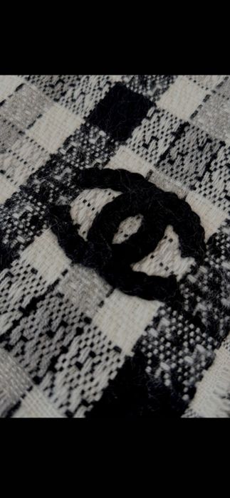 Fular Chanel,  model 2026