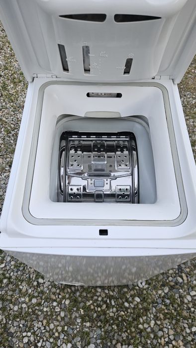 Masina de spalat rufe slim  Whirpool cu încărcare verticală