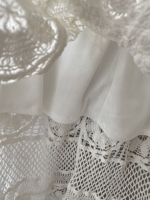 Дамска пола бяла дантела памук