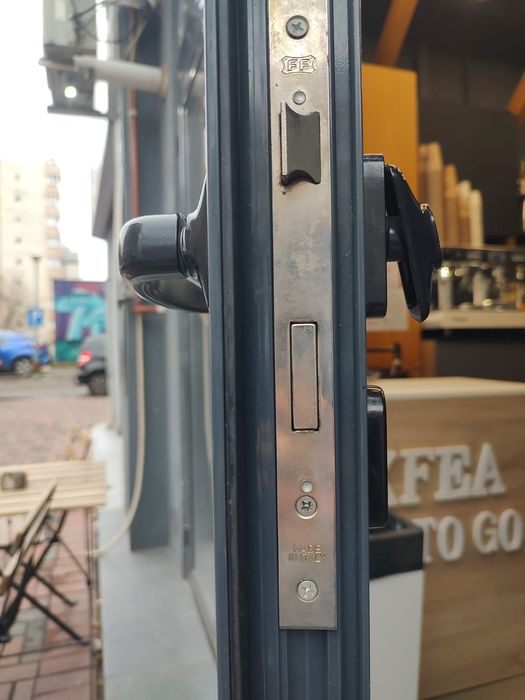 Reparații termopane!