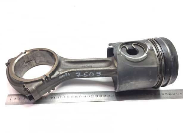 piston + biela volvo d9b 2008 21057449 20778879