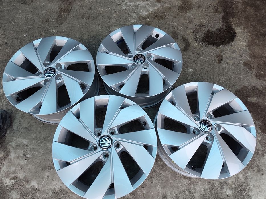 17" оригинални алуминиеви джанти за Vw Golf 7-8,Passat,T-roc, Skoda.