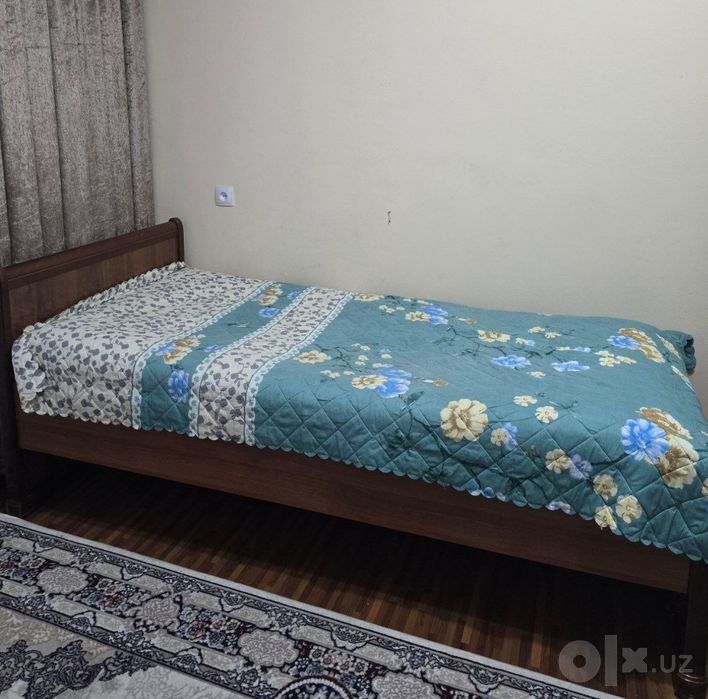 1-кишилик шкаф,кроват,4 тортмали камодь сотилади.Холати яхши тоза.