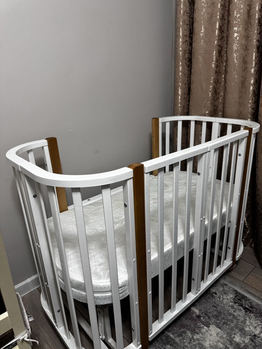 Манеж трансформер и комод