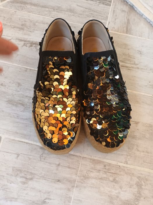 Лот от обувки спортни елегантни