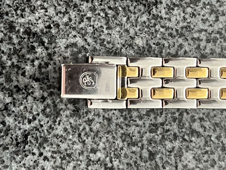 Дамски електронен часовник Lowsell.