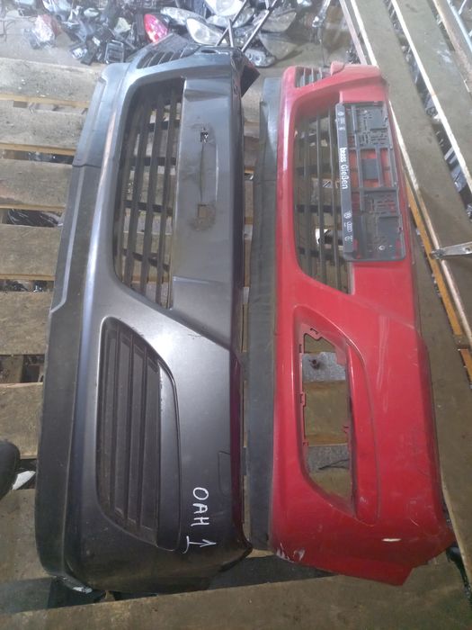 Бампер передний на Опель Астра Н