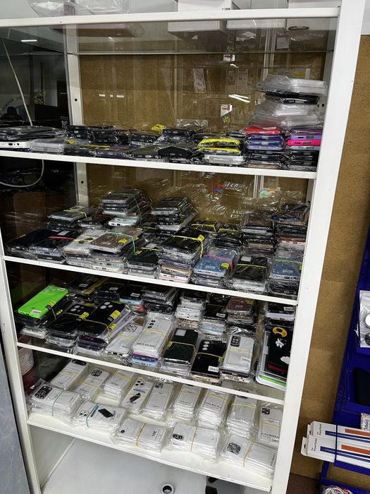 Продаю отдел сотовых аксессуаров