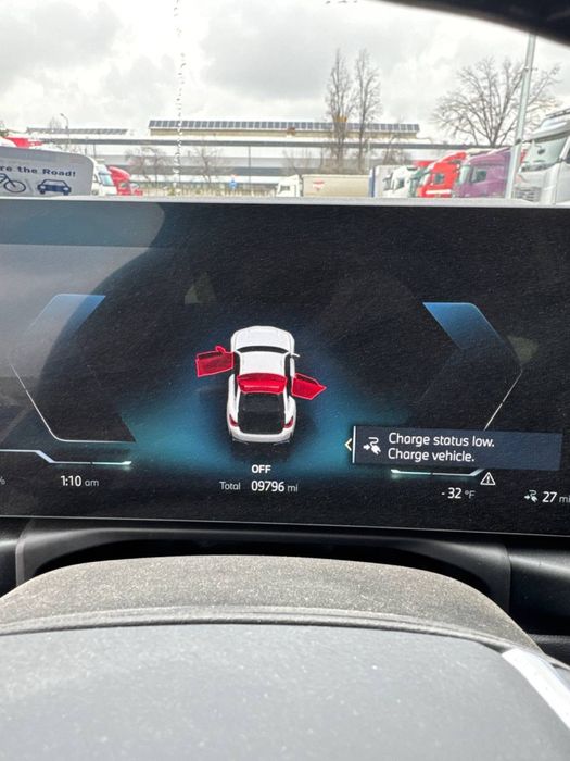 Bmw i4 uzbda olib keldk